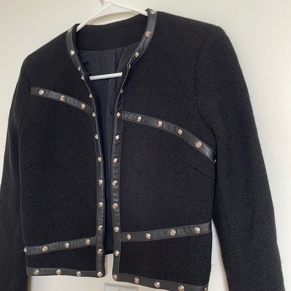 “Old Money”The Kooples black crop Jacket size 36